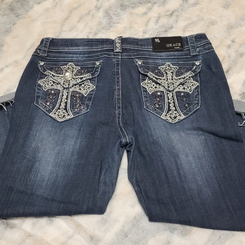 Grace Jeans - Picture 2 of 3